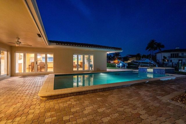 2317 NE 28th Court, Lighthouse Point, FL 33064