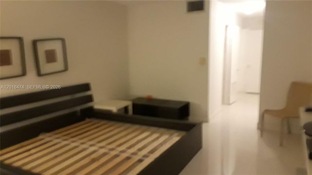 1680 NE 191st St 105-2, Miami, FL 33179