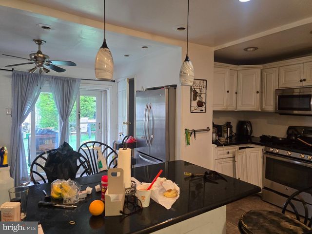 6113 N LAMBERT ST, Philadelphia, PA 19138