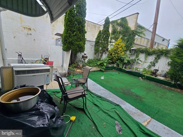 6113 N LAMBERT ST, Philadelphia, PA 19138