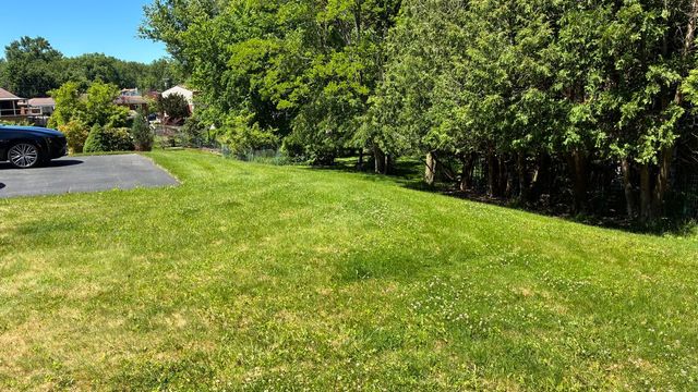 419 Parkridge DRIVE, Bethel Park, PA 15102