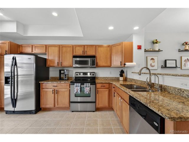 18726 E Yale Cir E, Aurora, CO 80013