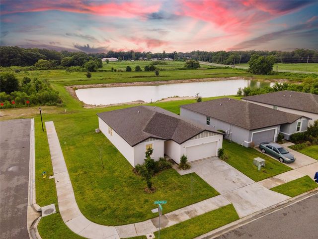 3303 ASHER MOON LANE, Zephyrhills, FL 33540