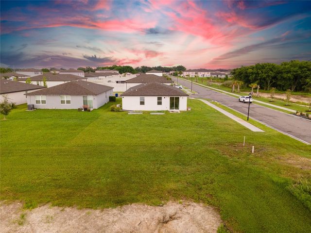 3303 ASHER MOON LANE, Zephyrhills, FL 33540