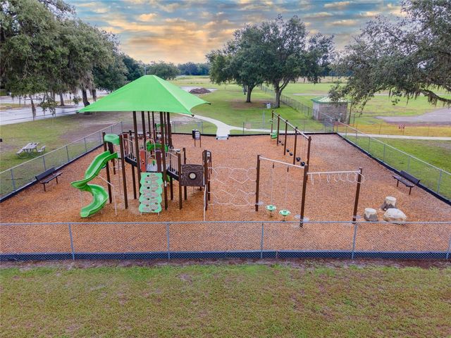 3303 ASHER MOON LANE, Zephyrhills, FL 33540