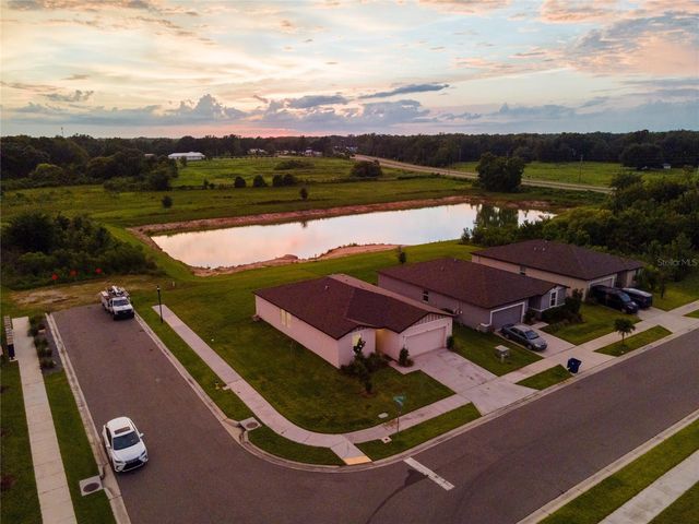 3303 ASHER MOON LANE, Zephyrhills, FL 33540