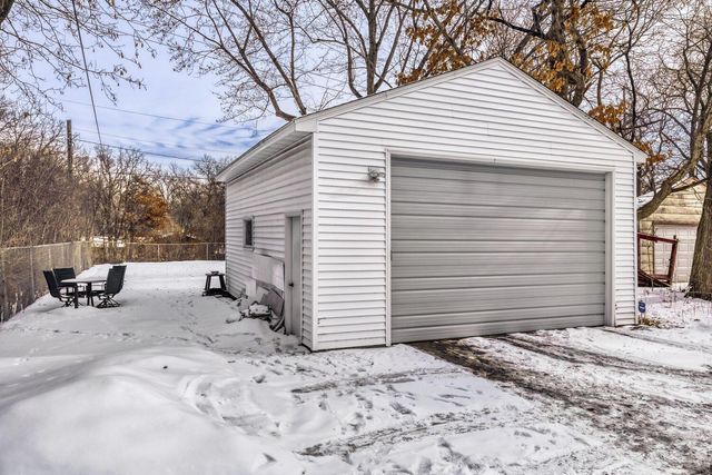 3546 June Avenue N, Robbinsdale, MN 55422