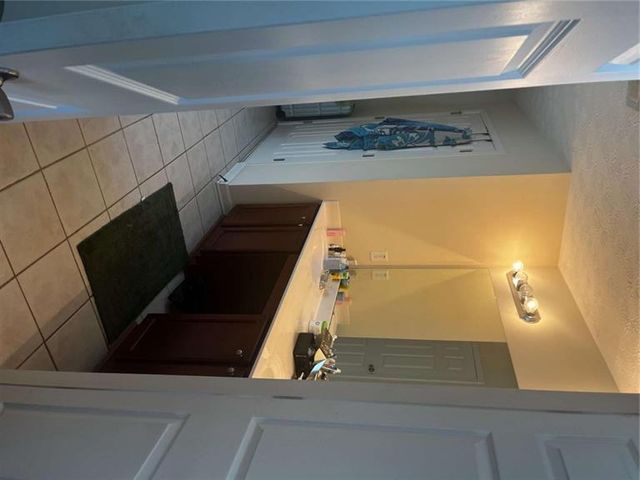 5009 Duval Point Way, Snellville, GA 30039