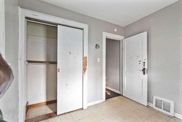 638 Woodstock Avenue, Toledo, OH 43607