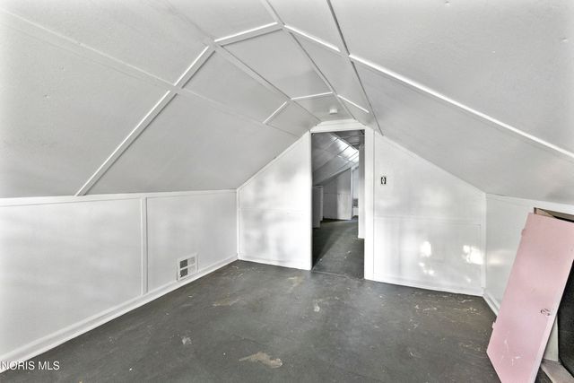 638 Woodstock Avenue, Toledo, OH 43607