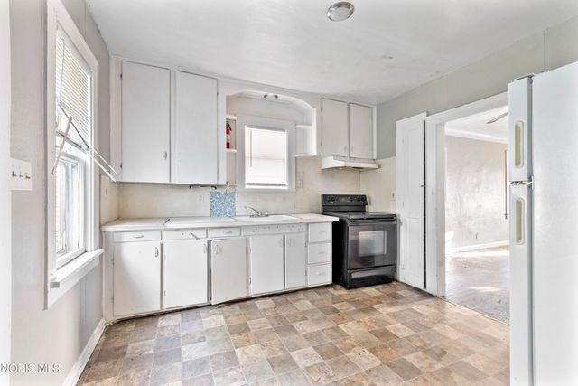 638 Woodstock Avenue, Toledo, OH 43607