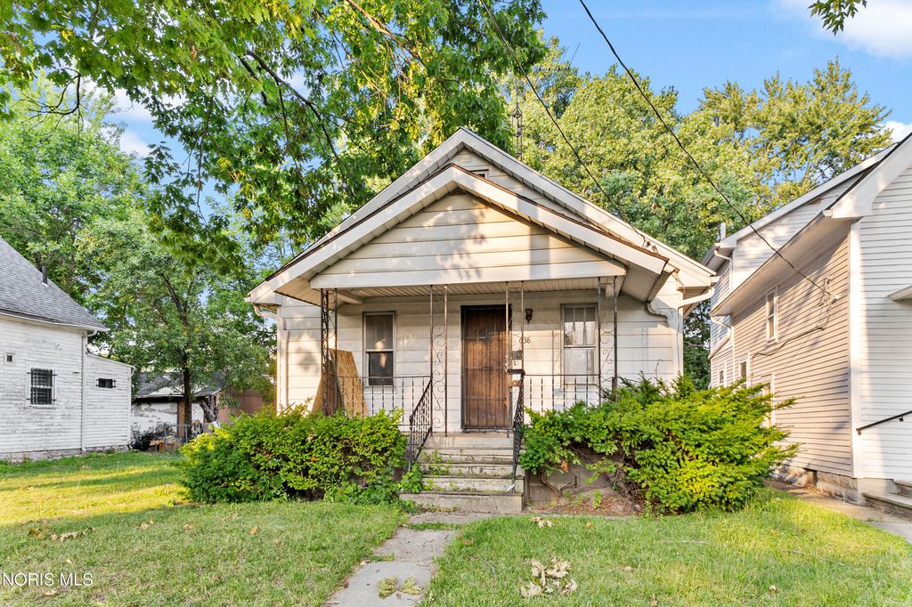 638 Woodstock Avenue, Toledo, OH 43607