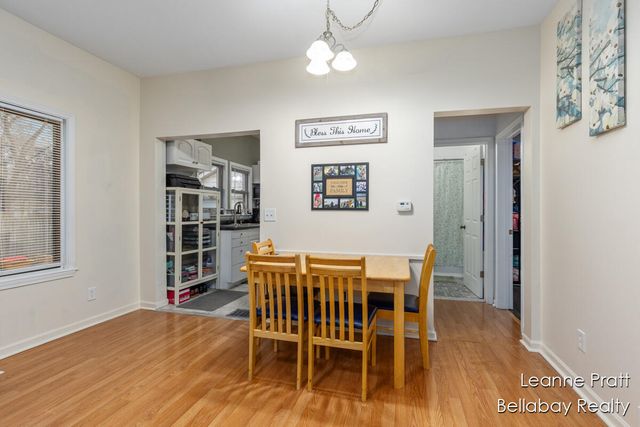 416 N Wilson Avenue, Kalamazoo, MI 49004