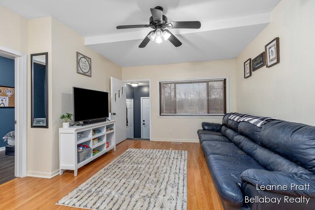 416 N Wilson Avenue, Kalamazoo, MI 49004