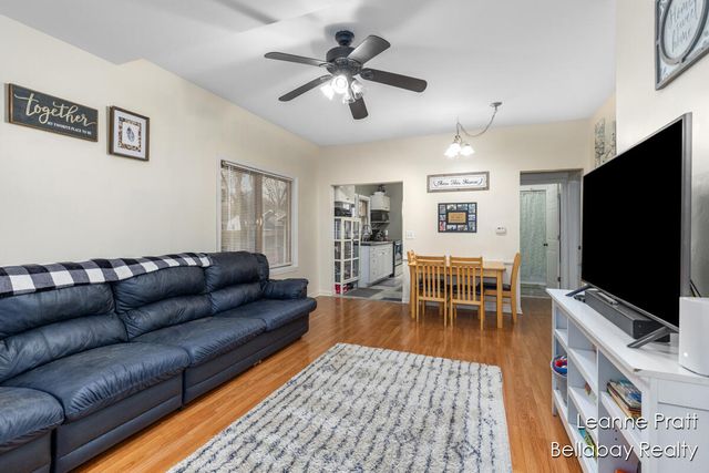 416 N Wilson Avenue, Kalamazoo, MI 49004