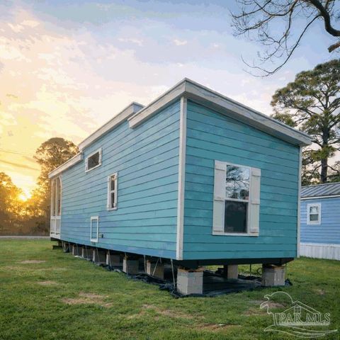 9437 Gulf Beach Hwy, Pensacola, FL 32507