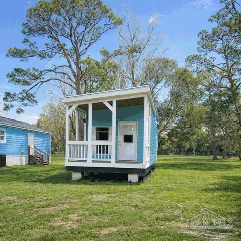 9437 Gulf Beach Hwy, Pensacola, FL 32507