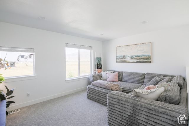 676 E 1100 S, Hyrum, UT 84319