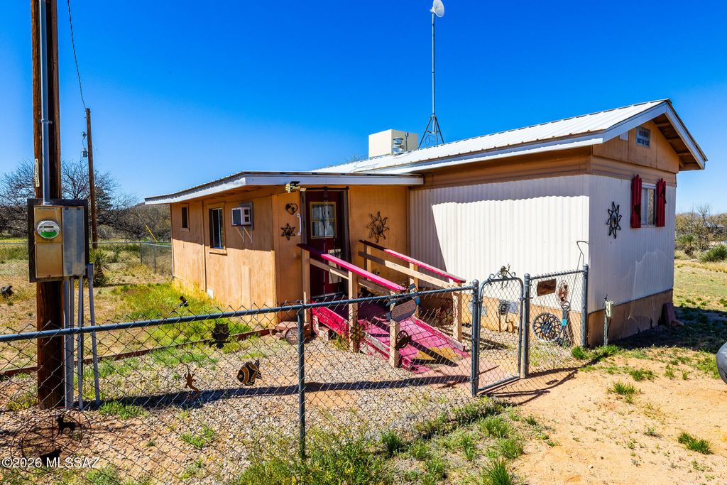16220 S Choctaw Place, Benson, AZ 85602