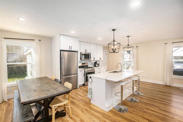 215 S Division Avenue, Fremont, MI 49412