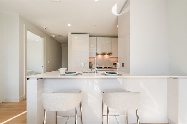 133 Seaport Blvd 1-2003, Boston, MA 02210