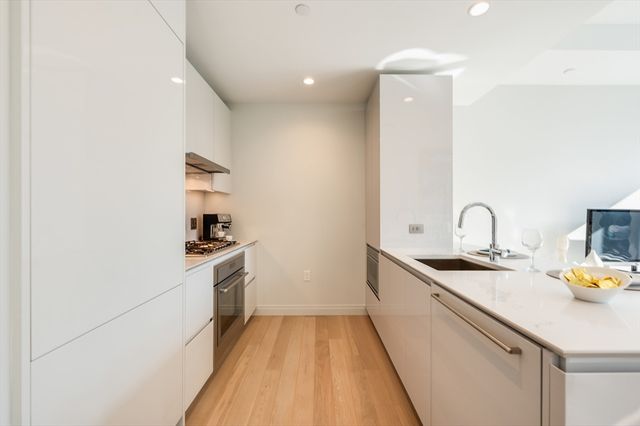 133 Seaport Blvd 1-2003, Boston, MA 02210