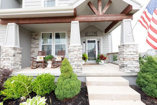 17647 W 163rd Terrace, Olathe, KS 66062