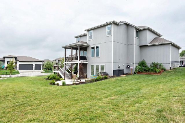 17647 W 163rd Terrace, Olathe, KS 66062