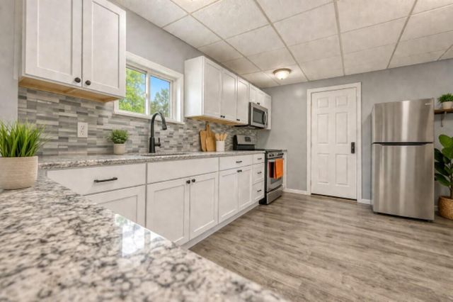 1806 AVENUE C, Council Bluffs, IA 51501