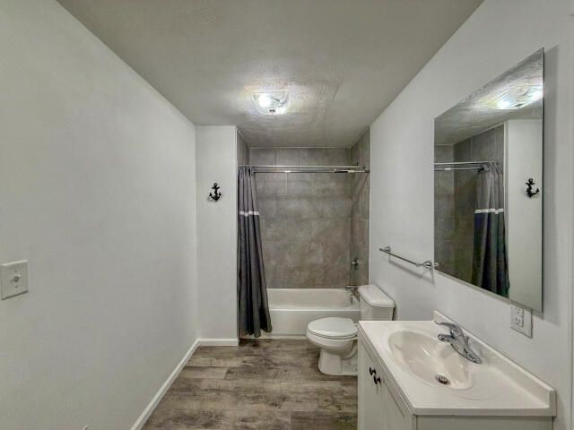 1806 AVENUE C, Council Bluffs, IA 51501