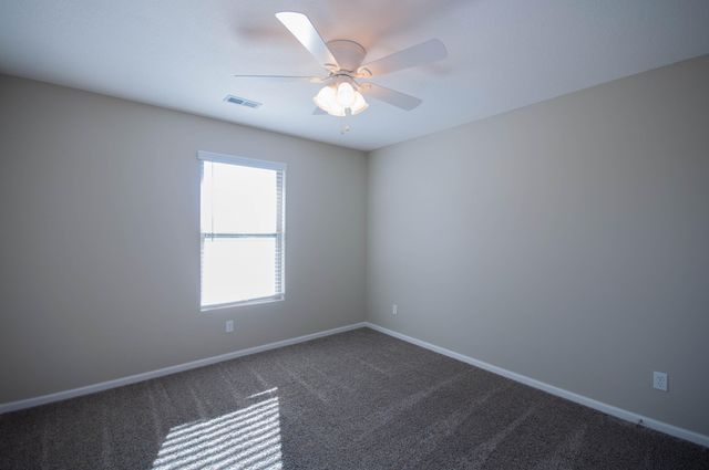 1481 S DANIEL BOONE BLVD, Columbia, MO 65201