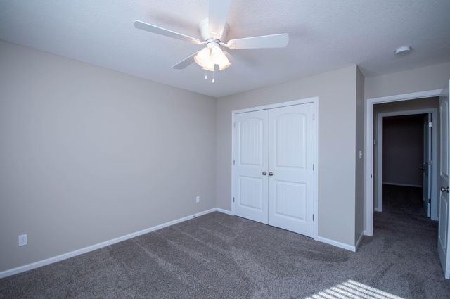 1481 S DANIEL BOONE BLVD, Columbia, MO 65201