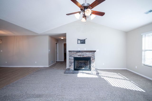 1481 S DANIEL BOONE BLVD, Columbia, MO 65201