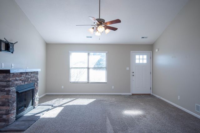 1481 S DANIEL BOONE BLVD, Columbia, MO 65201