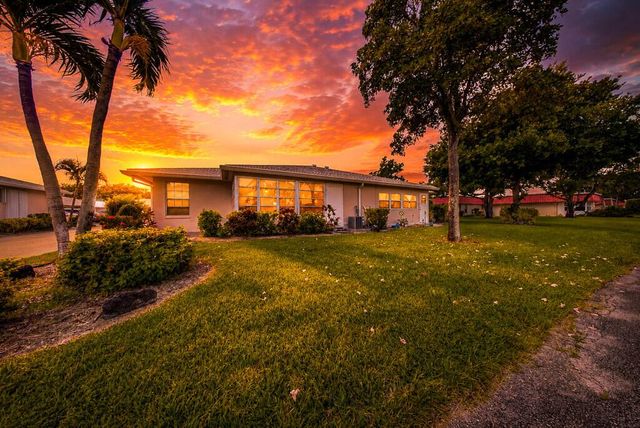 546 Covered Bridge Boulevard A, Lake Worth, FL 33467