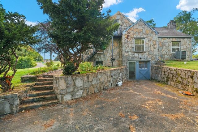 2325 Selma Ave, Nashville, TN 37214
