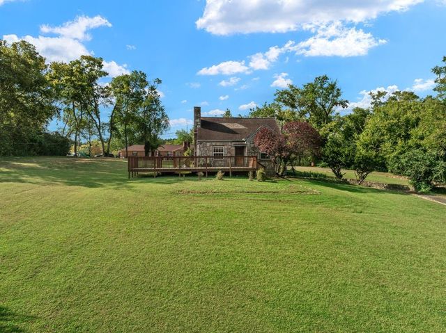 2325 Selma Ave, Nashville, TN 37214