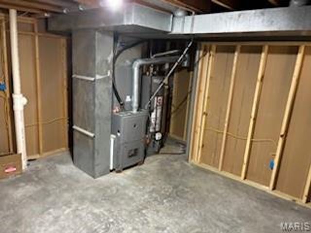 1152 Carrington Drive, St Peters, MO 63376