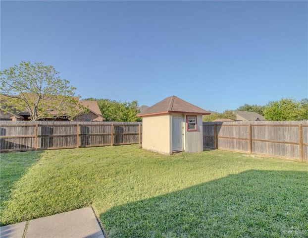 1305 E 22nd Street, Mission, TX 78572