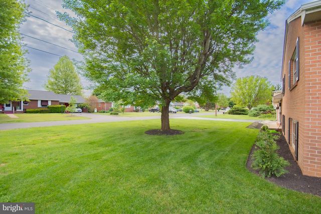 508 EDGEMONT TER, Martinsburg, WV 25401
