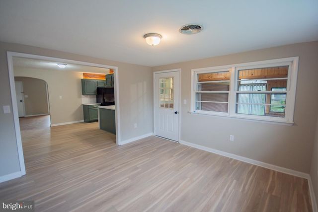 508 EDGEMONT TER, Martinsburg, WV 25401