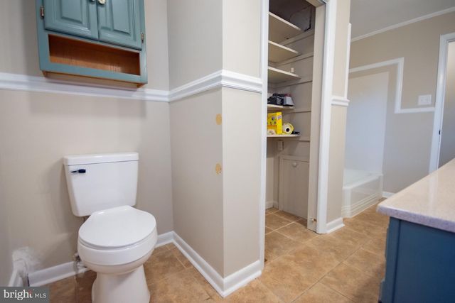 508 EDGEMONT TER, Martinsburg, WV 25401