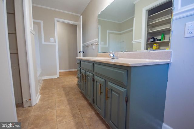508 EDGEMONT TER, Martinsburg, WV 25401