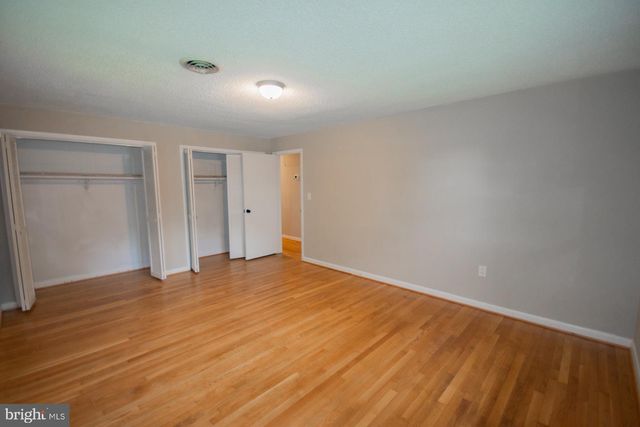 508 EDGEMONT TER, Martinsburg, WV 25401