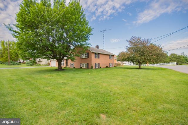 508 EDGEMONT TER, Martinsburg, WV 25401
