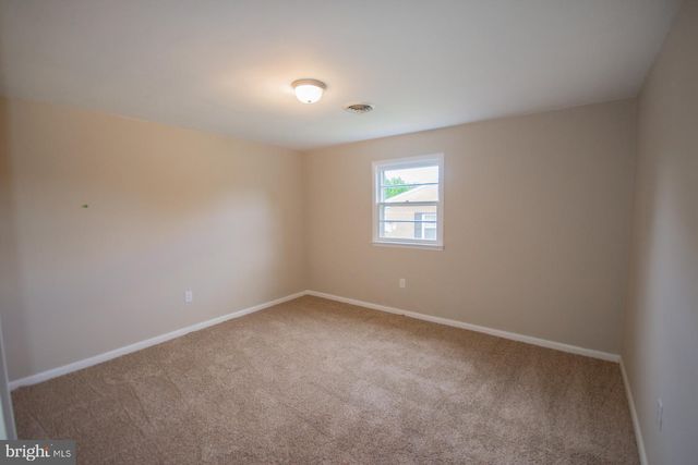508 EDGEMONT TER, Martinsburg, WV 25401