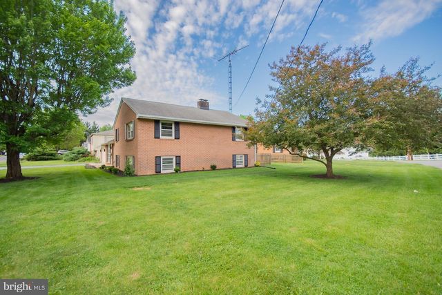 508 EDGEMONT TER, Martinsburg, WV 25401