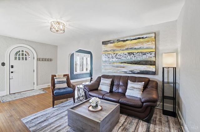 3110 Kinmont Street, Cincinnati, OH 45208