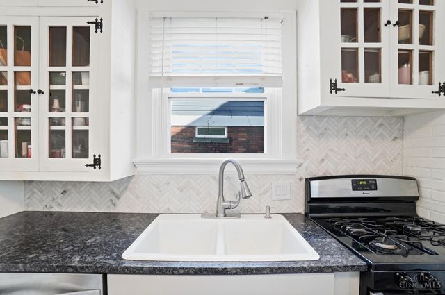 3110 Kinmont Street, Cincinnati, OH 45208