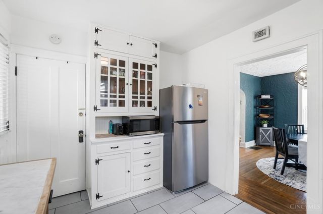 3110 Kinmont Street, Cincinnati, OH 45208